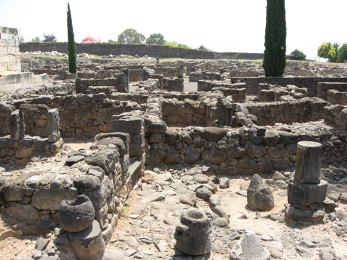 Figure 1: Excavation of the insula in Capernaum. It is believed that several of the square rooms in this photo made up Peter’s home. 